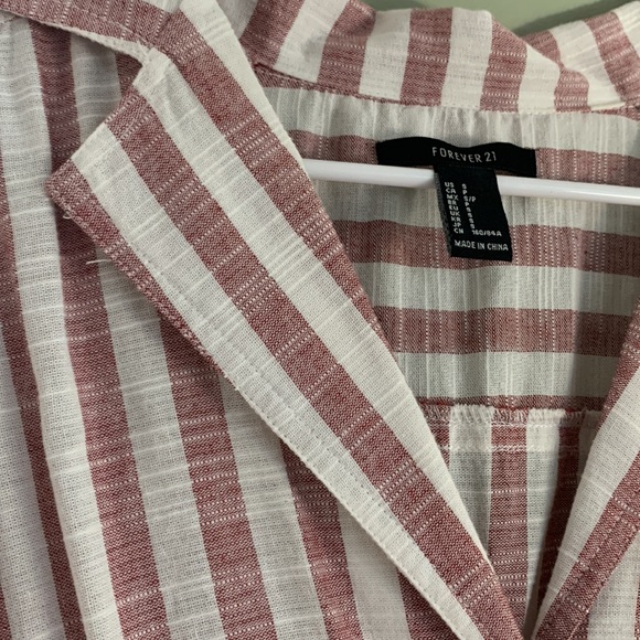 Pink white stripe cropped collar top - Picture 5 of 6